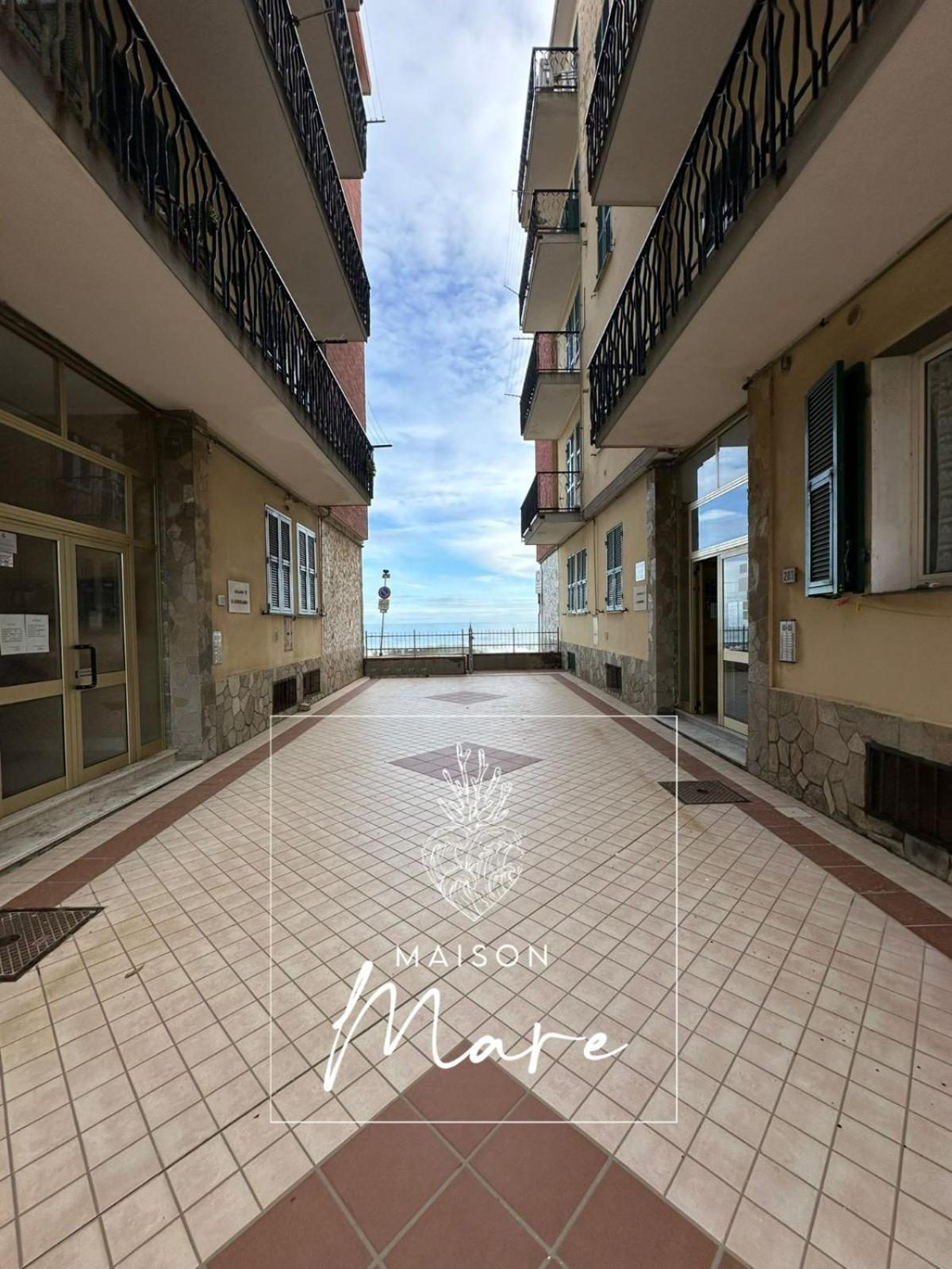 "Maison Mare" Fronte Spiaggia Ceriale Exterior foto