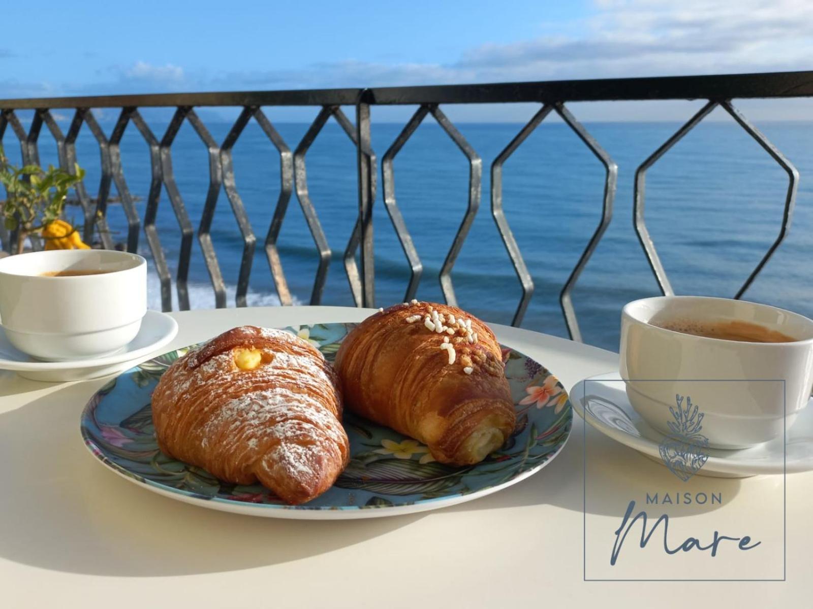 "Maison Mare" Fronte Spiaggia Ceriale Exterior foto